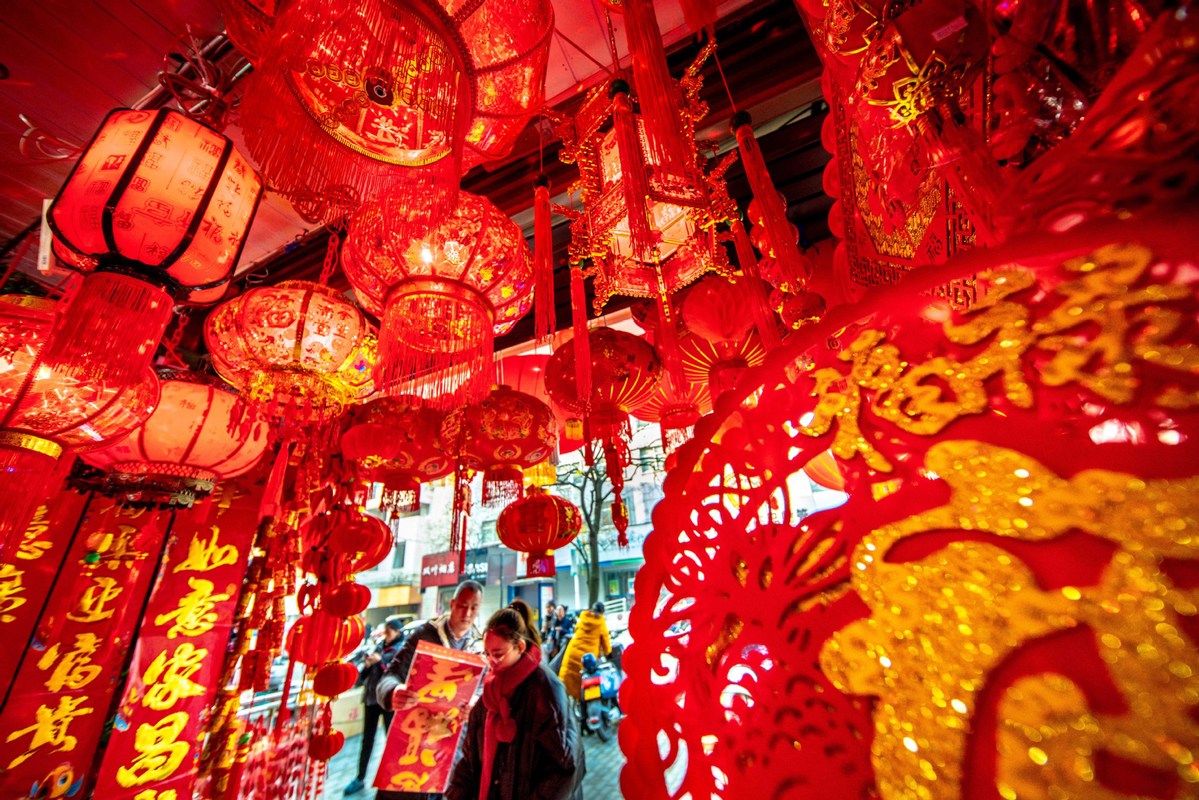 Spring Festival Decorations Seen Across China Inkunming