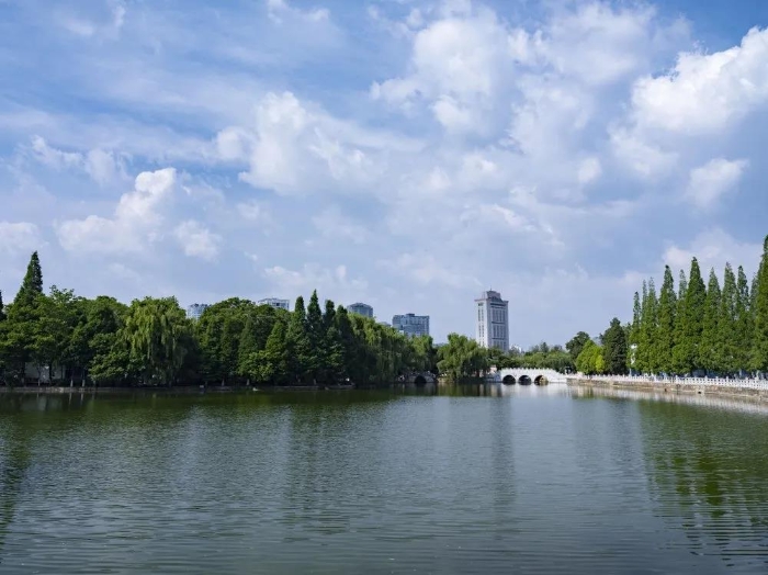 翠湖 翠湖
