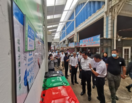 昆明市人大常委会领导带队督导检查官渡区集贸市场创建全国文明城市工作