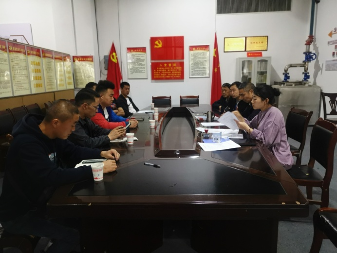 官渡区市场监督管理局六甲市场监管所开展集贸市场主办方约谈工作