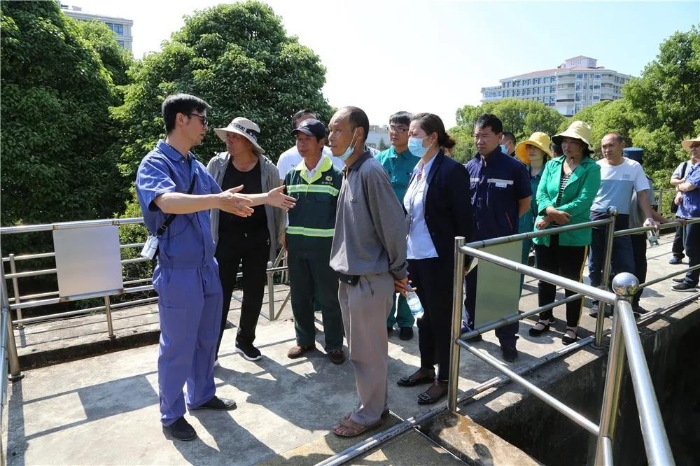 市民代表1