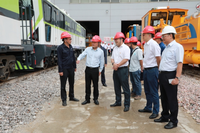 微信图片_20210827100223 昆明市国企工委到铁建装备组织召开 “学党史 为企业办实事”座谈会