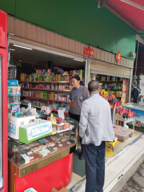官渡区市场监督管理局小板桥市场监管所开展校园周边酒类经营单位排查整治工作