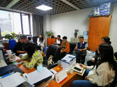 【“当好排头兵”大讨论大竞赛】官渡区市场监督管理局登记注册科召开市场主体个体工商户发展分析会