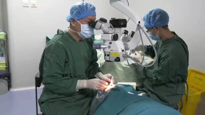 微信图片_20220706163944 荣誉!昆明普瑞眼科范光忠院长ICL手术量过万授牌仪式将在昆举行