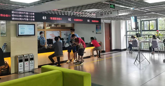 官渡区市场监督管理局开展窗口服务纪实工作