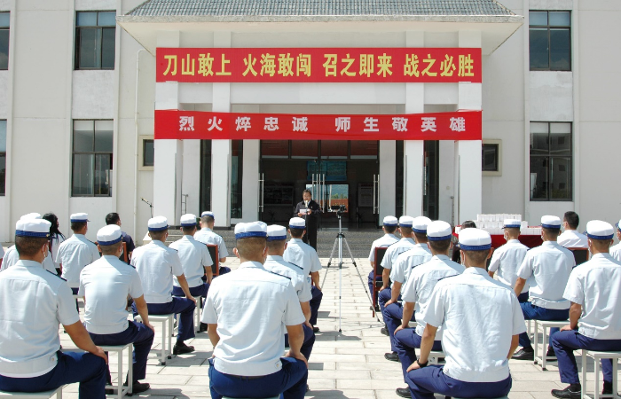 图片 1 资讯频道