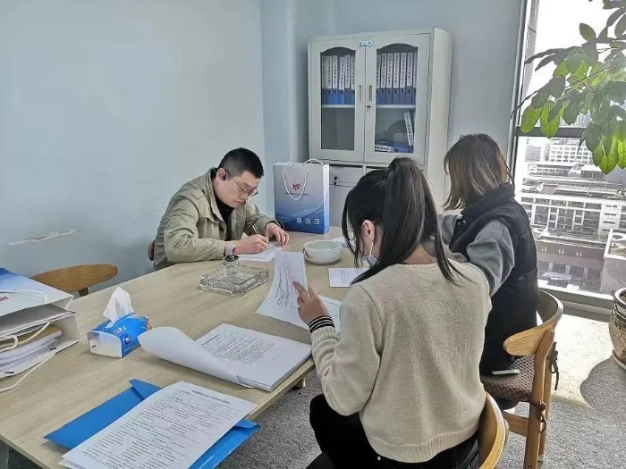 昆明高新区孵化器管理中心开展企业服务需求调查