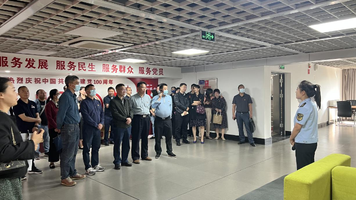 图片 1 资讯频道