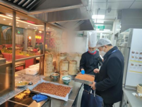 昆明市官渡区吴井市场监督管理所做好春节氛围营造及春节前纪律作风整治工作