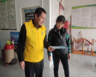 金马市场监督管理所党支部积极开展“我为群众办实事” 垃圾分类宣传志愿活动