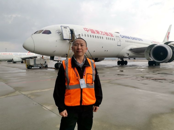 匠心守护蓝天——记云南分公司飞机机务工程师刘鲲的逐梦之路