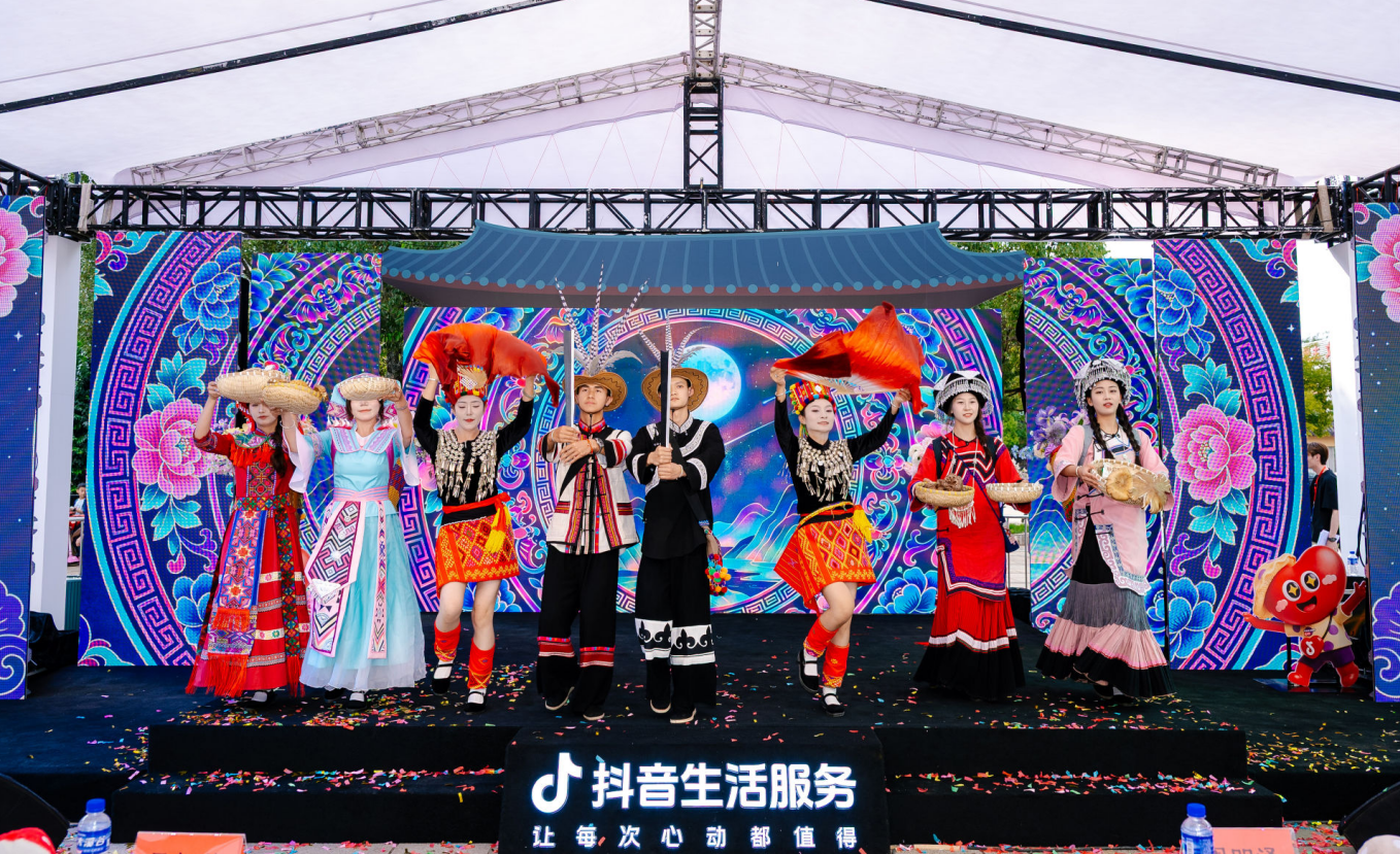 从“野生菌一条街”到文旅打卡新地标 关上食菌季启幕 诚邀宾客感受“有一种叫云南的生活”_昆明信息港