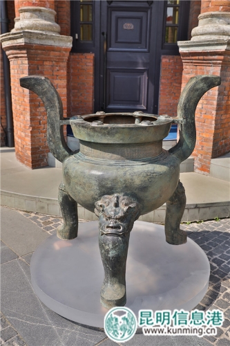 天施大炉_正面 天施大炉_正面