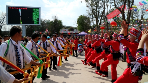 春节迎宾仪式表演(1) 春节迎宾仪式表演(1)