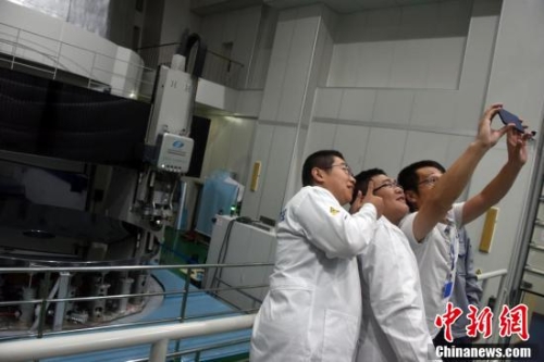 200x133_d1a51225cd7f479f95f12291e0de2507