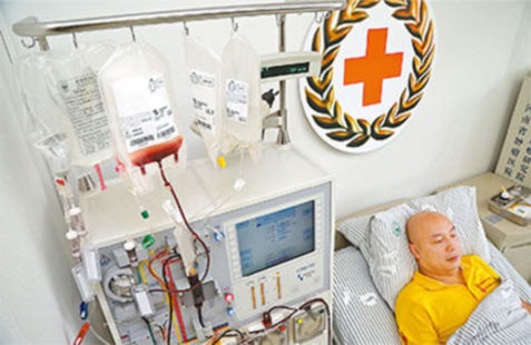 【暖新闻】奉献路上永无止境 “商丘好人”黄伟10年公益路 【暖新闻】奉献路上永无止境 “商丘好人”黄伟10年公益路