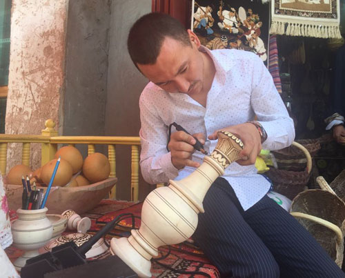 【 “新时代·新平台·新机遇” —— “一带一路” 大型网络主题 活动 】 “一带一路”为老城喀什带来“特区”梦