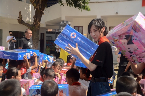 1123476668_15378352293101n