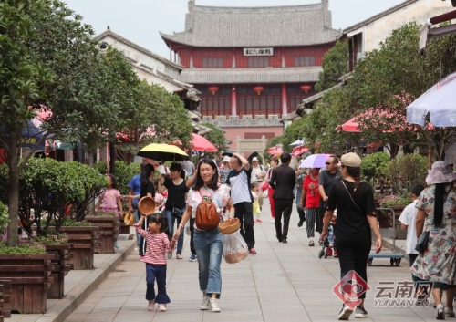 00300123845_f1784eef