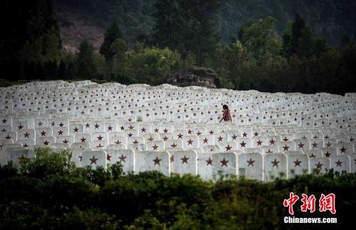 70ec38f800eb40eaa9c0d4c81a29f7ce