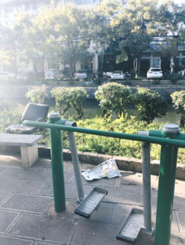 00300158233_cfe28cf0 00300158233_cfe28cf0