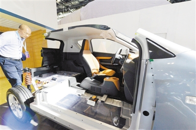 【中首列表】智能网联汽车亮相京城