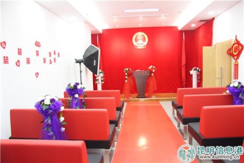 图六 全新升级的结婚宣誓颁证厅及母婴室 图六 全新升级的结婚宣誓颁证厅及母婴室