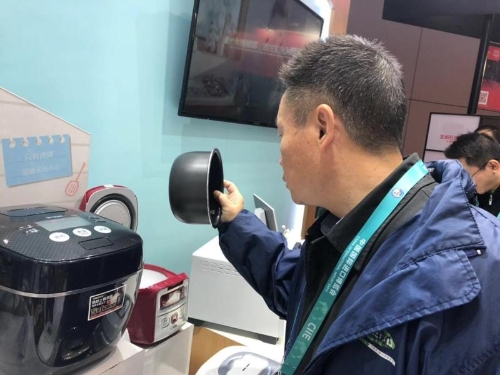 8db082a7-b7b2-47b2-81cd-73206817c7db