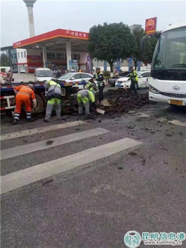 webwxgetmsgimg (1) webwxgetmsgimg (1)