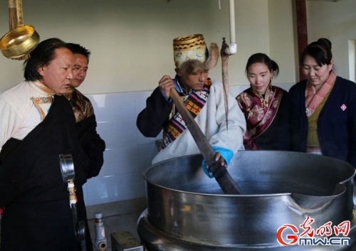 24fd5278dea91d69004207 24fd5278dea91d69004207