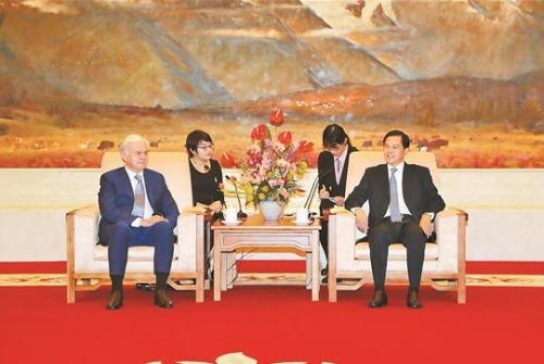 12月1日，陈豪在昆明会见上合组织秘书长阿利莫夫一行。