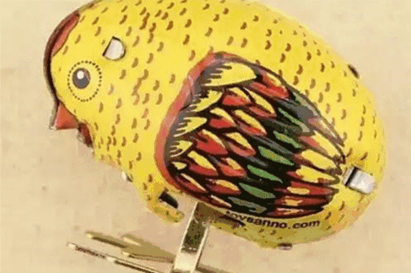 太会玩!这就是我们的童年啊!