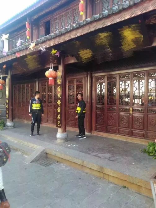 640.webp (1) 640.webp (1)