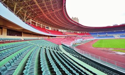 在春节7天假期间,拓东体育中心的游泳馆,羽毛球馆,昆明市体育场,昆明