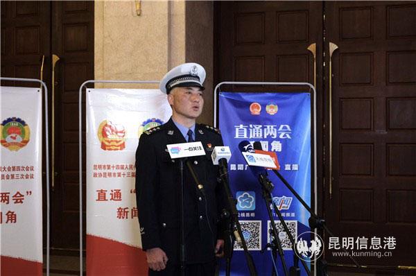 市公安局交警支队政委杨明 市公安局交警支队政委杨明