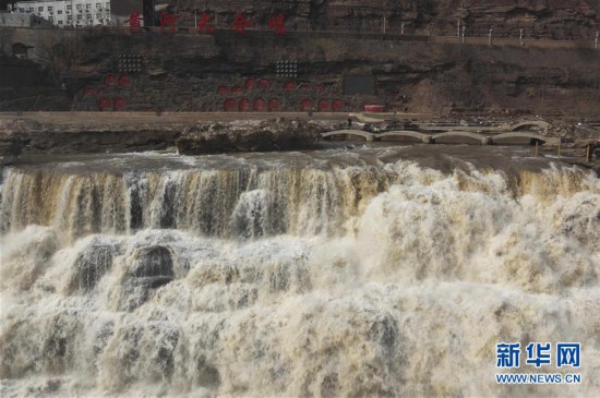 黄河壶口瀑布水量增大 #(环境)(2)黄河壶口瀑布水量增大