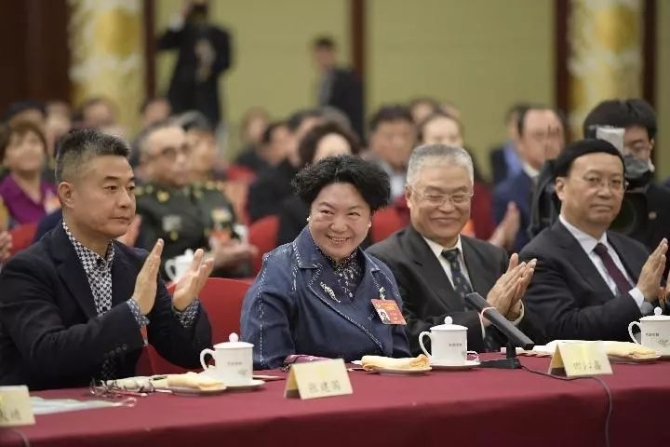 今年两会，习近平总书记首次到这两个界别，都说了啥？