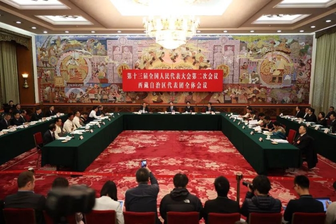 特斯拉上海工厂何时投产？黑龙江如何整治高价宰客？这里有回应