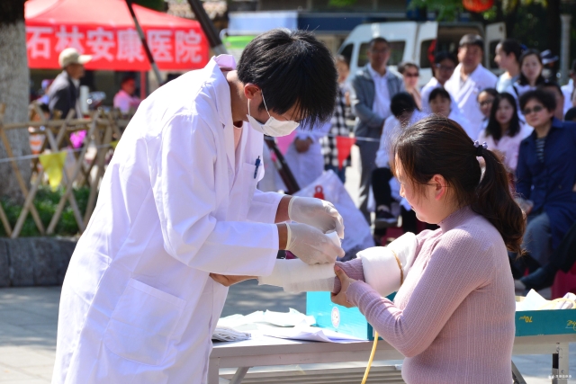 3、医疗救护竞赛 3、医疗救护竞赛