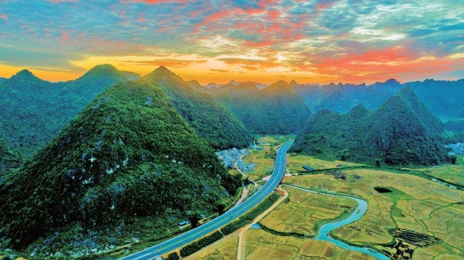 640.webp (1).jpg 640.webp (1).jpg