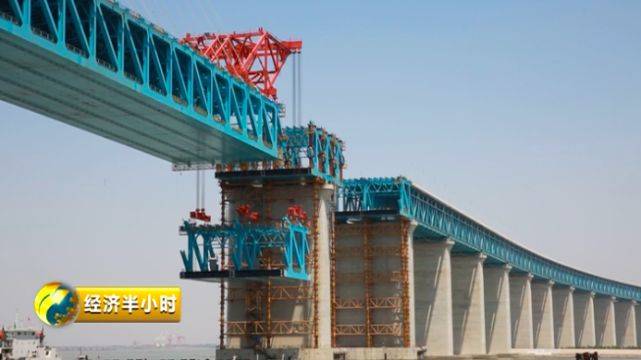  28号桥墩钢梁架设
