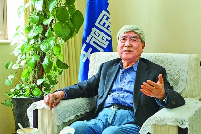 戚发轫:让航天精神薪火相传 戚发轫:让航天精神薪火相传