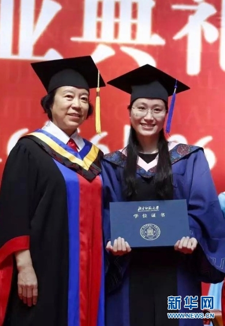 (新华全媒头条·时代先锋·图文互动)(6)芳华无悔——追记用生命坚守初心和使命的青年共产党员黄文秀