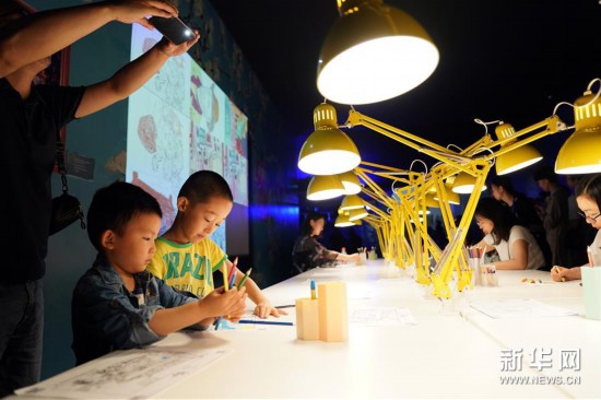 梵高艺术沉浸式体验在国博开幕 (文化)(6)梵高艺术沉浸式体验在国博开幕