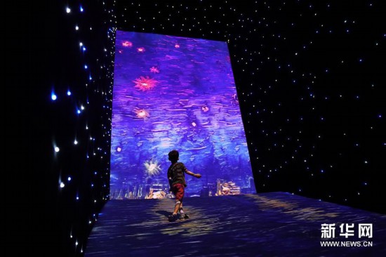 梵高艺术沉浸式体验在国博开幕 (文化)(1)梵高艺术沉浸式体验在国博开幕