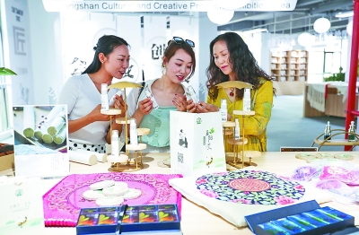 坚定文化自信 提高国家文化软实力 坚定文化自信 提高国家文化软实力