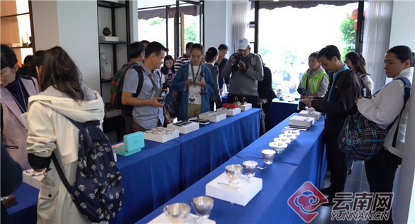 00300788800_35a1c4d4