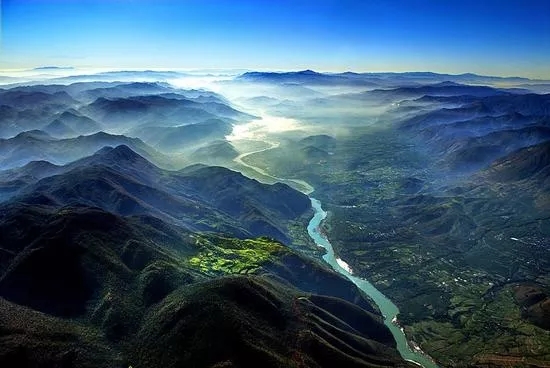 云南高黎贡山.webp 云南高黎贡山.webp