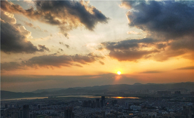 彩龙网友艾庆玮摄2 彩龙网友艾庆玮摄2